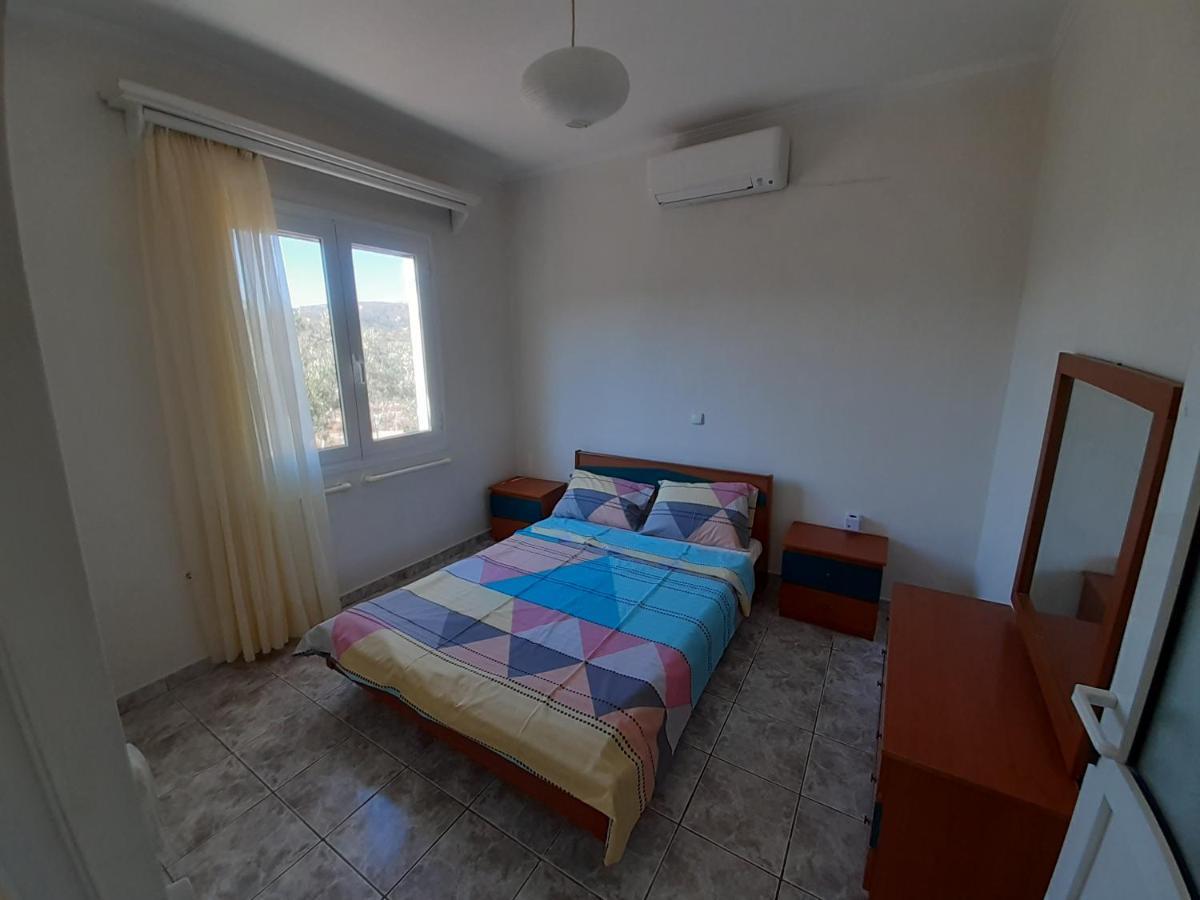 Elafonisos Detached House In Quiet Olive Grove, Starlink Internet & Smart Projector! Villa Luaran gambar
